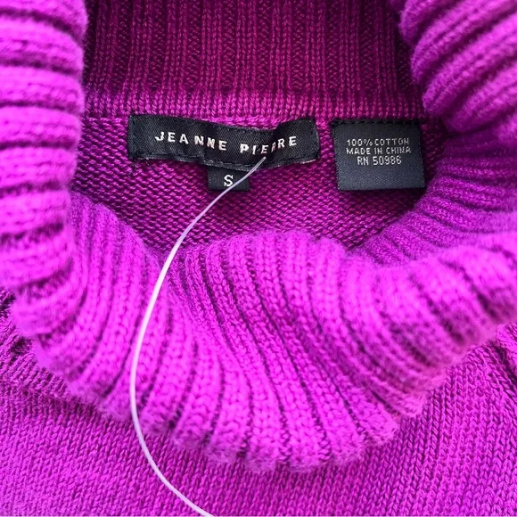 NWT Jeanne Pierre Scandi Girl Fuchsia Turtleneck Sweater Size S - Picture 8 of 9